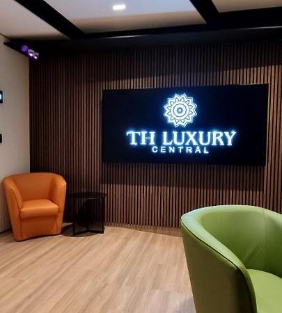 Th Luxury Central Catania Luaran gambar