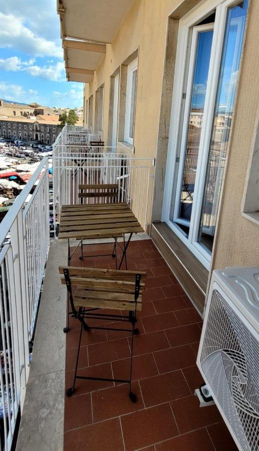 Th Luxury Central Catania Luaran gambar